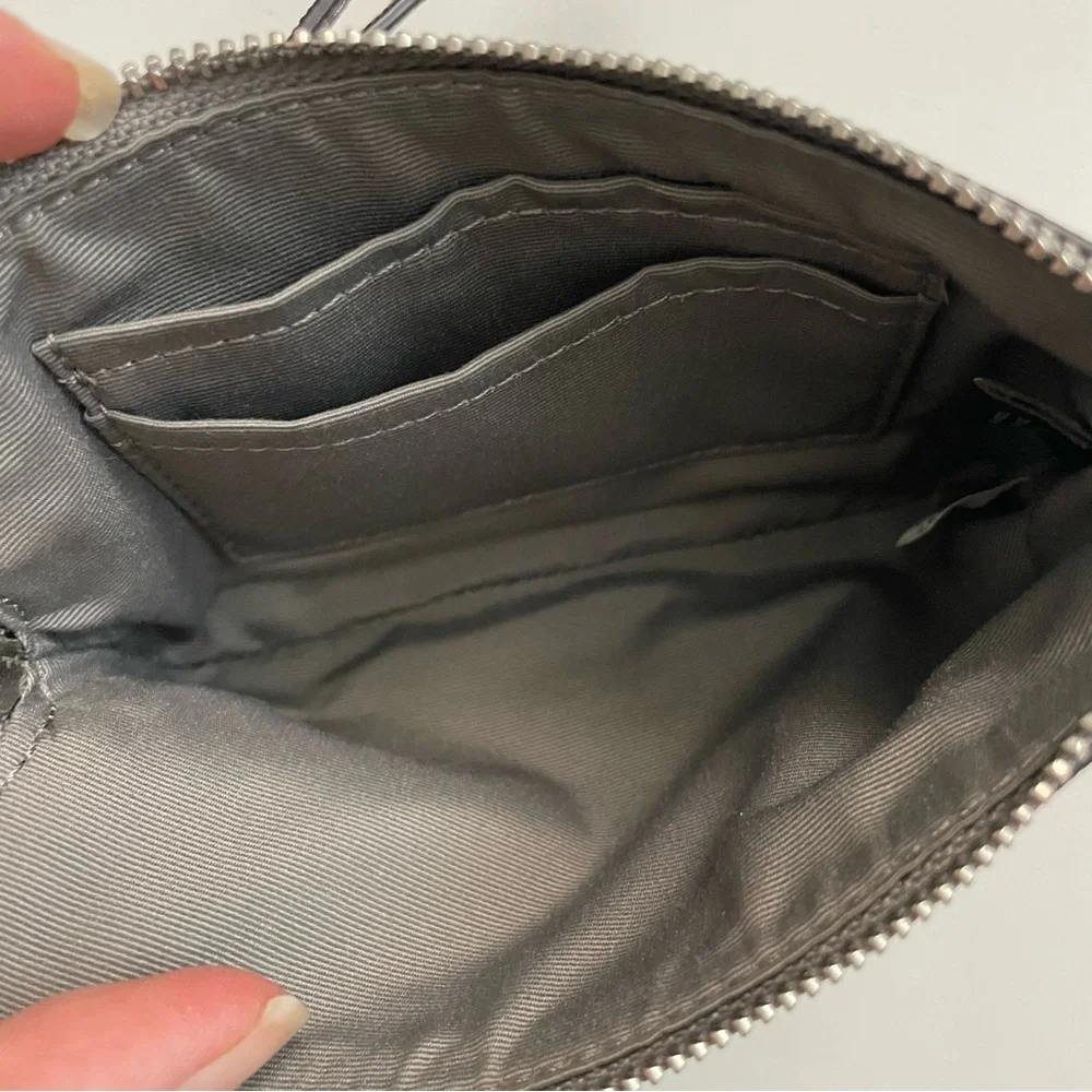 Coach Wristlet Wallet Pouch Corner Zip Credit Card Phone Travel Leather Grey